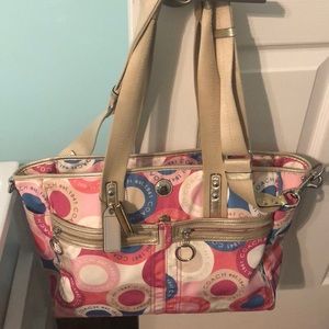 Coach tote/travel bag.So much room and many pocket